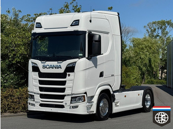 Nyergesvontató SCANIA S