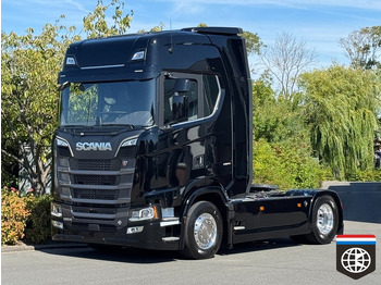 Nyergesvontató SCANIA S