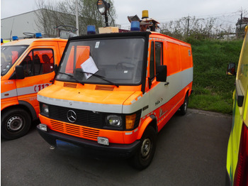 Autó MERCEDES-BENZ