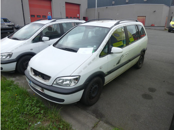 Autó OPEL