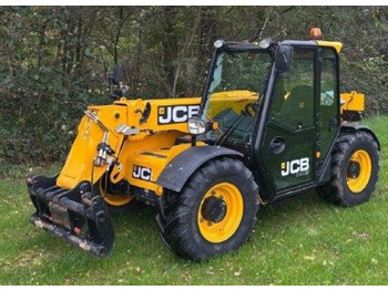Teleszkópos rakodó JCB