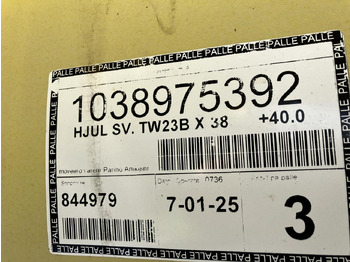 Gumiabroncs - Mezőgazdasági gépek John Deere 23x38: 4 kép. Gumiabroncs - Mezőgazdasági gépek John Deere 23x38: 4 kép.