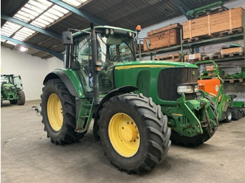 Traktor JOHN DEERE 6820