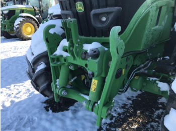 Traktor John Deere 6R 140: 3 kép.