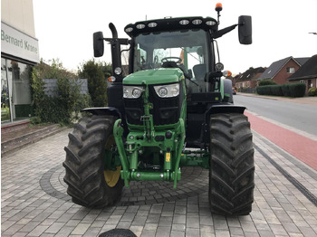 Traktor John Deere 6R 140: 2 kép.