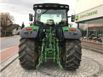 Traktor John Deere 6R 140: 4 kép.