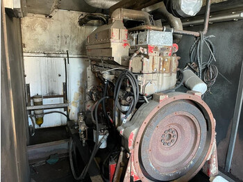 Áramfejlesztő Cummins KTTA 19 C Dieselmotor in container 585 PK: 4 kép.
