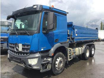 Billenőplatós teherautó MERCEDES-BENZ Arocs 2643