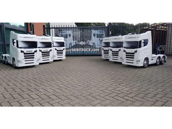 Nyergesvontató SCANIA S 770