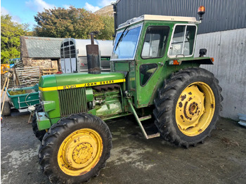 Traktor John Deere 2130 4WD: 5 kép.