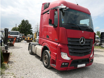 Nyergesvontató MERCEDES-BENZ Actros 1845