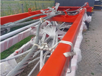 Adapterek - Anyagmozgató gép FORKLIFTCENTER 20FT SEMI-AUTOMATIC SPREADER: 4 kép.