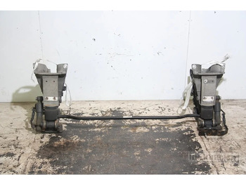 Fülke felfüggesztés RENAULT