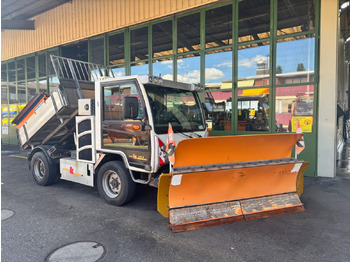 Többcélú/ Speciális jármű