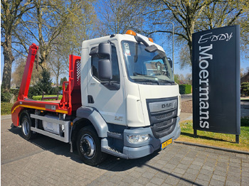 Konténerszállító DAF LF 220
