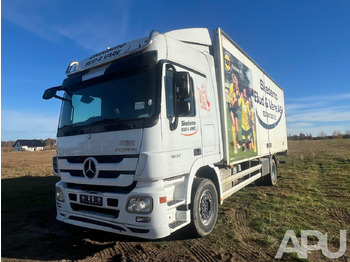 Dobozos felépítményű teherautó MERCEDES-BENZ Actros 1832