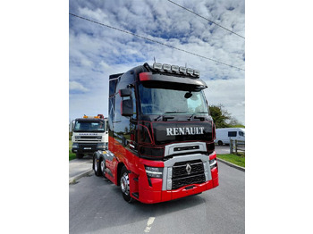 Nyergesvontató RENAULT T High 520