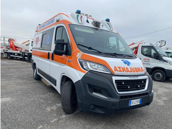 Mentőautó FIAT Ducato
