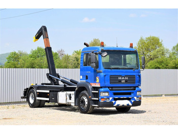 Horgos rakodó teherautó MAN TGA 18.310