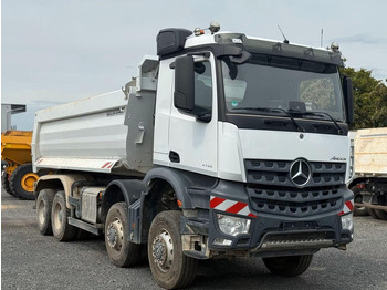 Billenőplatós teherautó MERCEDES-BENZ Arocs 4145