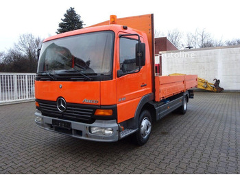 Platós teherautó MERCEDES-BENZ Atego 818