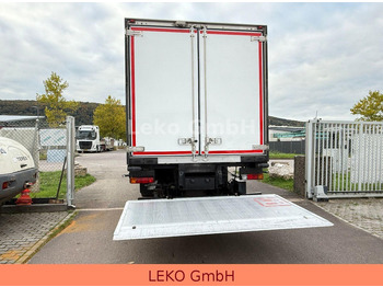 Hűtős teherautó Mercedes-Benz Axor 1824: 4 kép. Hűtős teherautó Mercedes-Benz Axor 1824: 4 kép.