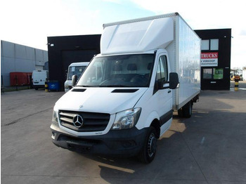 Dobozos kisteherautó MERCEDES-BENZ Sprinter 516
