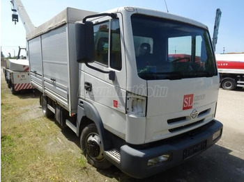 Dobozos felépítményű teherautó Nissan Athleon: 1 kép.