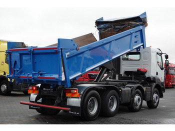 Billenőplatós teherautó Renault KERAX 430 / 8x4 / WYWROTKA / HYDROBURTA / HYDROKLAPA / BORDMATIC: 3 kép. Billenőplatós teherautó Renault KERAX 430 / 8x4 / WYWROTKA / HYDROBURTA / HYDROKLAPA / BORDMATIC: 3 kép.