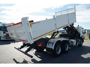 Billenőplatós teherautó, Darus autó Scania P 410 / 6x4 / WYWROTKA - 6 M + HDS HIAB XS 211 / STEROWANIE RADI: 3 kép.