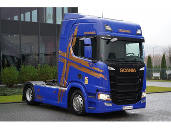 Nyergesvontató SCANIA R 450