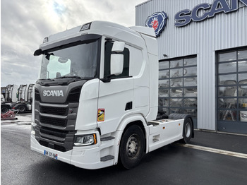 Nyergesvontató SCANIA R 460