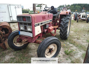 Traktor INTERNATIONAL