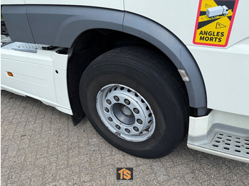 Nyergesvontató DAF FT XF 480 SSC 2 TANKS - ENGINE PROBLEM - NOKKEN: 3 kép.