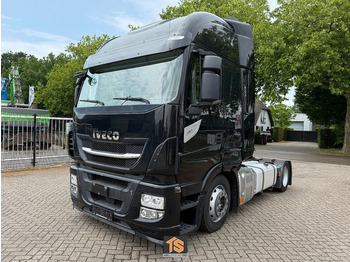 Nyergesvontató IVECO