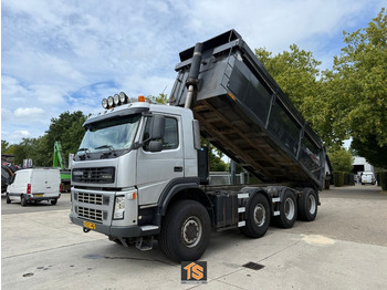 Billenőplatós teherautó VOLVO FM