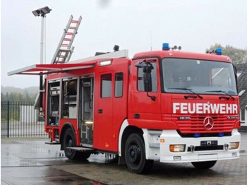 Tűzoltóautó MERCEDES-BENZ Actros 1835