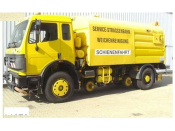 Utcaseprő gép MERCEDES-BENZ SK 1820