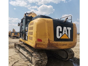 Lánctalpas kotró CATERPILLAR 320 E: 2 kép.