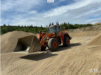 Gumikerekes homlokrakodó DOOSAN DL450