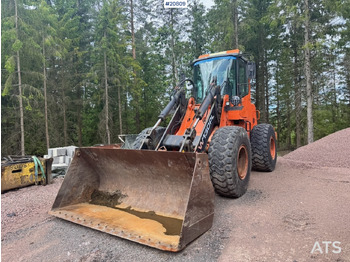 Gumikerekes homlokrakodó FIAT-HITACHI