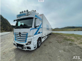 Dobozos felépítményű teherautó Mercedes Actros: 5 kép.