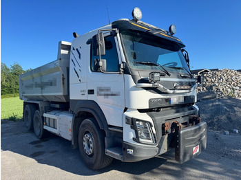 Billenőplatós teherautó VOLVO FMX 540