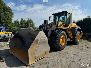 Gumikerekes homlokrakodó VOLVO L110H