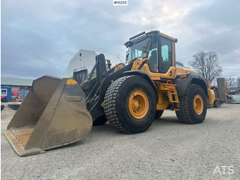 Gumikerekes homlokrakodó VOLVO L110H
