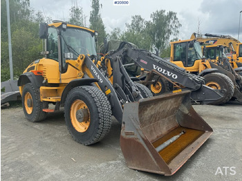 Gumikerekes homlokrakodó VOLVO L45