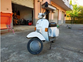 Motorkerékpár Piaggio Vespa PK50S: 1 kép.