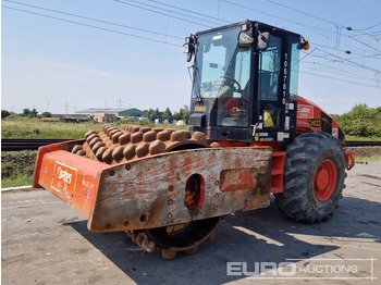 Henger CATERPILLAR