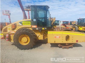 Henger CATERPILLAR