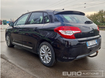 Autó 2011 Citreon C4: 3 kép. Autó 2011 Citreon C4: 3 kép.